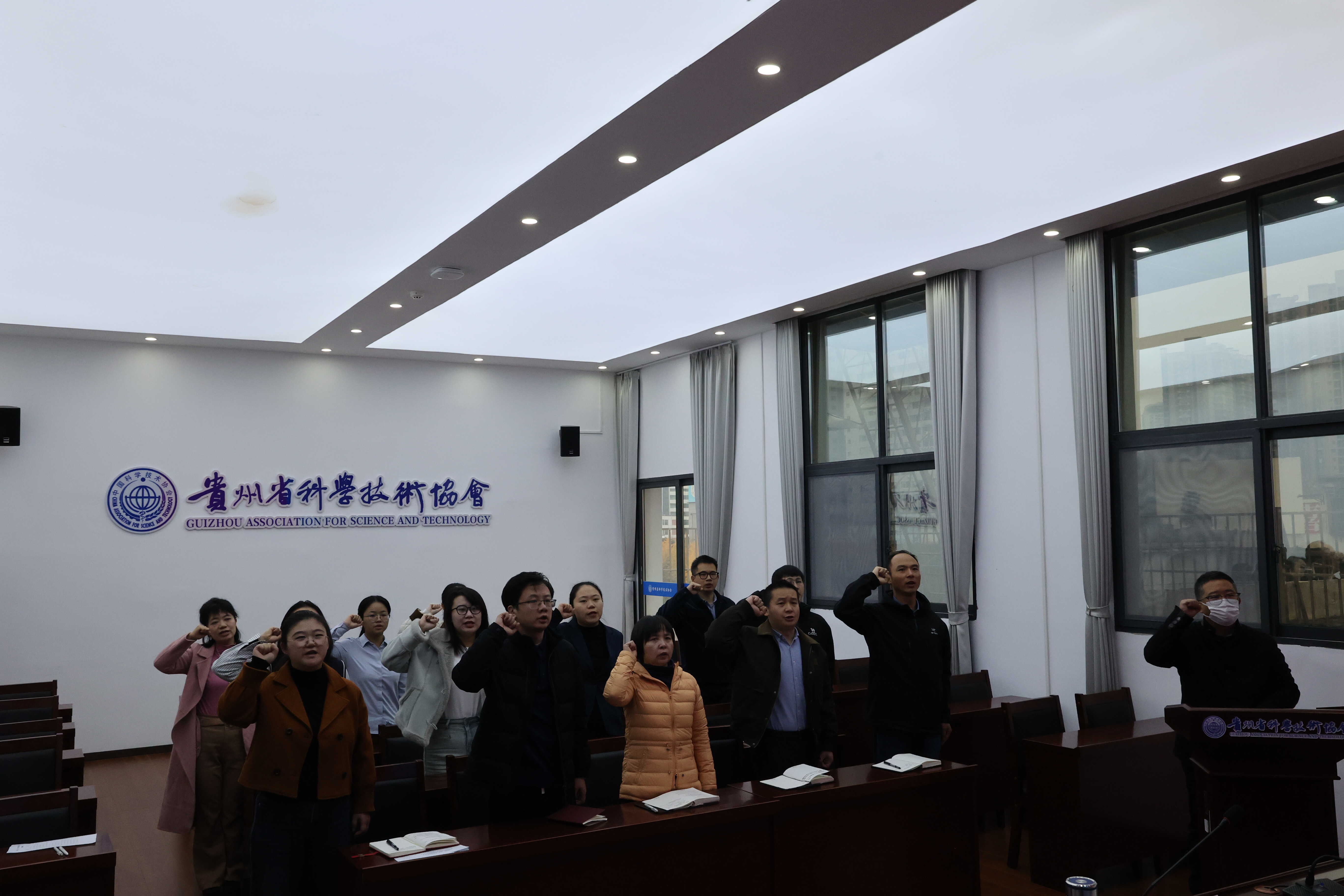 微信图片_20251203120842_2407_176.jpg
